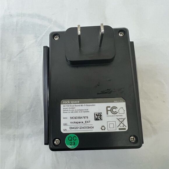 Rock Space AC1200 Dual Band WiFi Repeater with Access Ethernet Port - Black - Picture 7 of 7